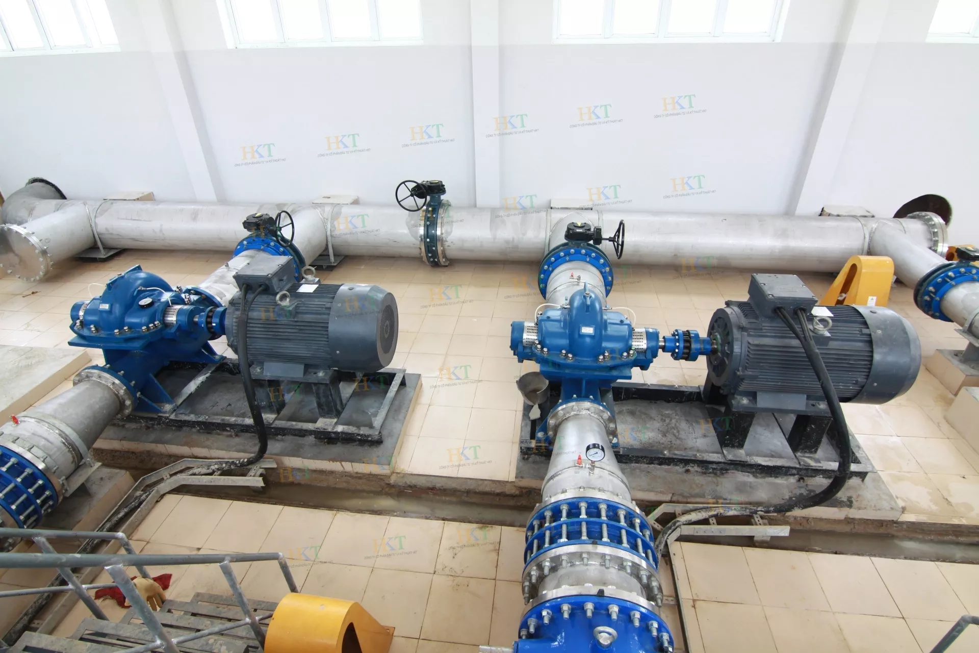 NHÀ MÁY NƯỚC VẬT CÁCH